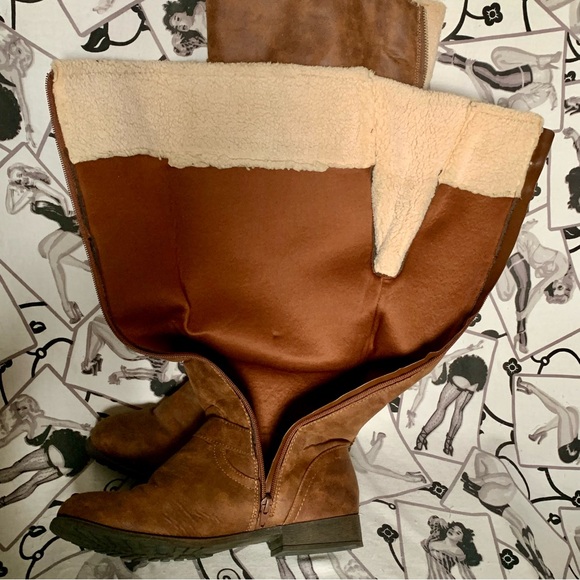 Knee-High Boots - Picture 8 of 8